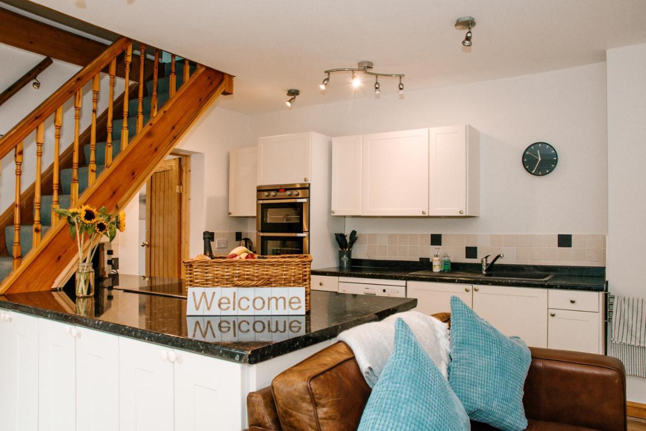 Holly Cottage, 2 Bed House, Sleeps 6 Cleobury Mortimer Kültér fotó